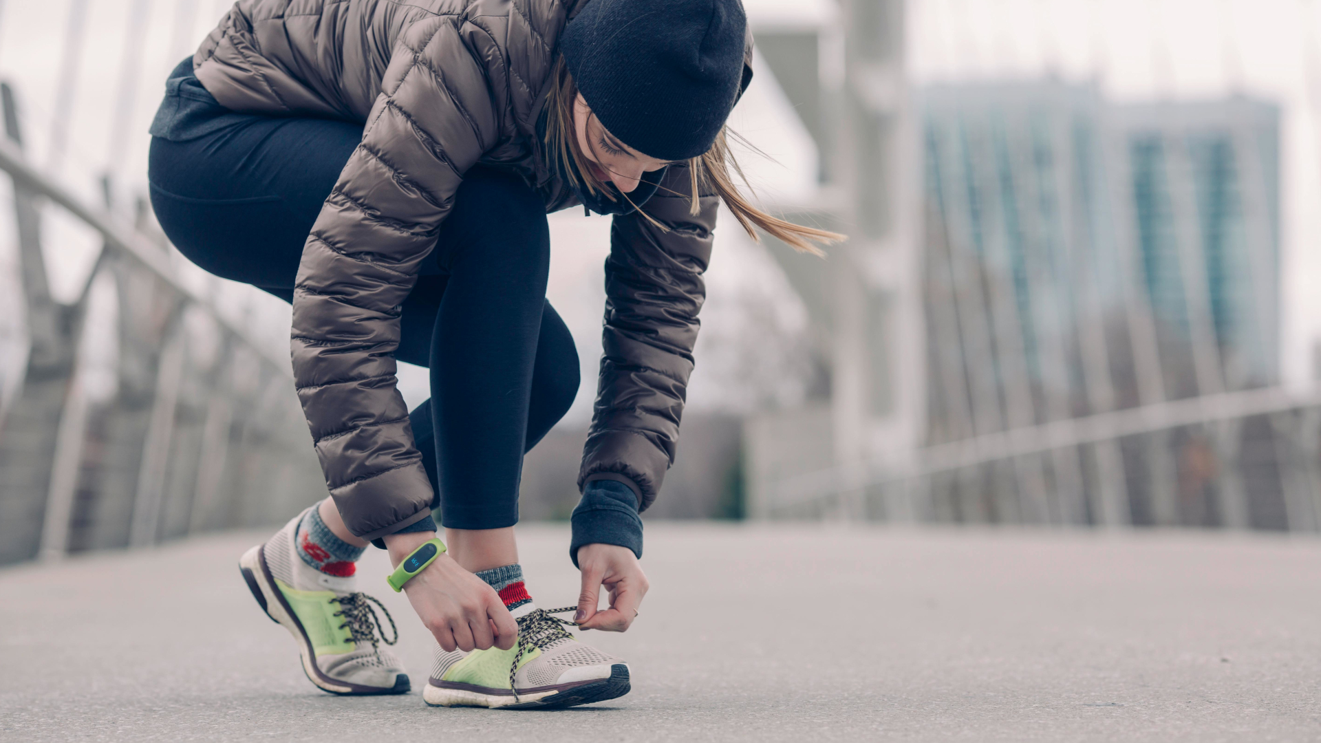 Picture of the runner preparing to run